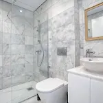 Prestige 504 2 Bed Appartement *