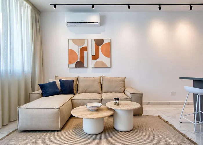 Prestige 504 2 Bed * بافوس